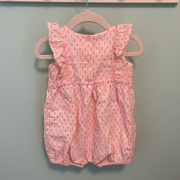 Baby Gap Ruffled Romper - Picture 5 of 7
